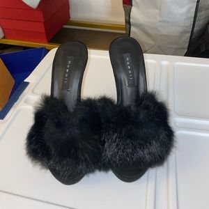 SOLD Cute fur black heels